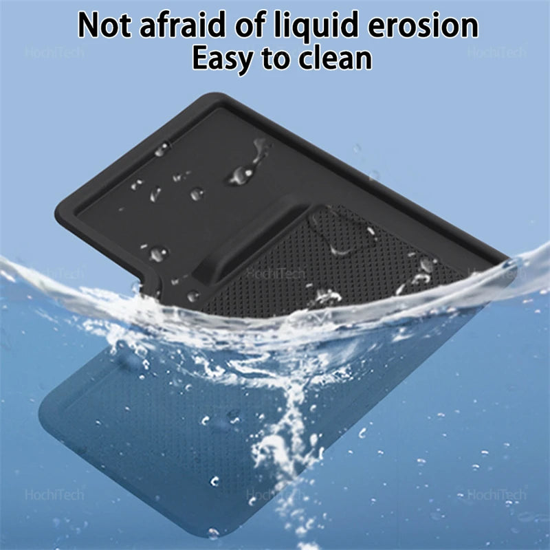 Wireless Charging Pad for Toyota Land Cruiser 250 Prado LC250 2024 2025 Central Control Charger  - Automotive LED Light